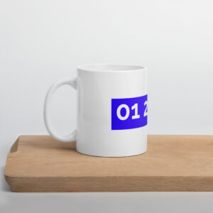 01 20 29 White glossy mug